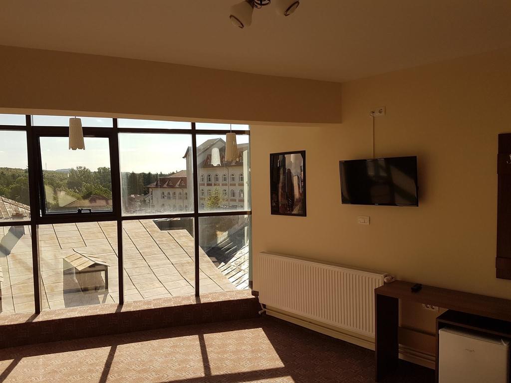 SkyRoomsHorezu Buitenkant foto