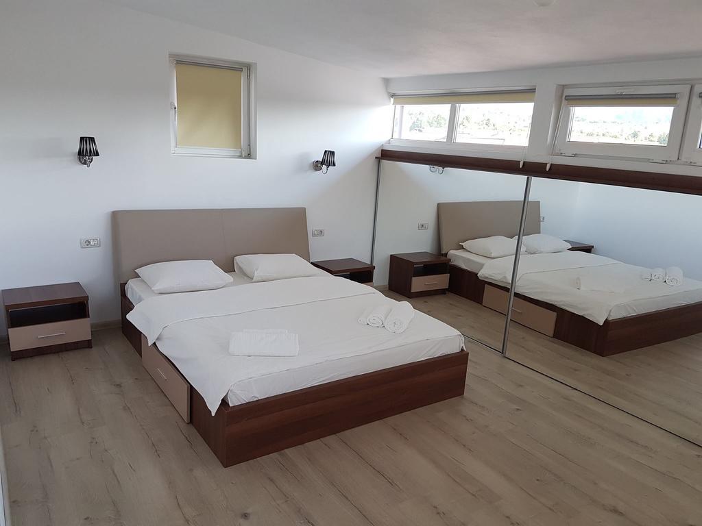 SkyRoomsHorezu Buitenkant foto